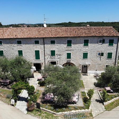 Casa Romantica La Parenzana Buje Exterior foto